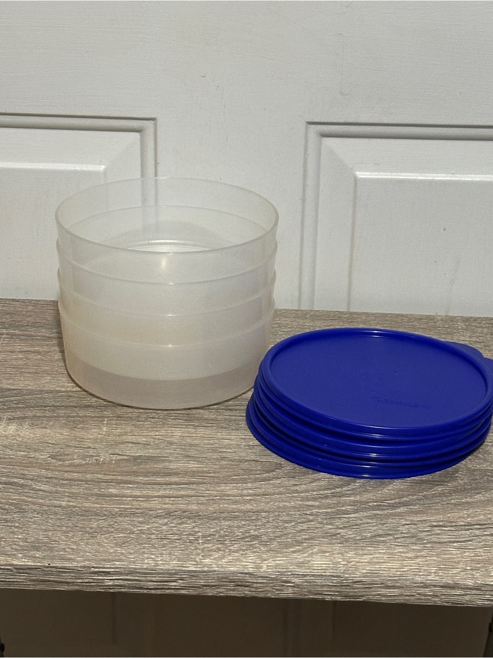 Set Of 4 Vintage Tupperware #3673 Wonder Bowls Clear W/Blue Lids 3 Cup Size
